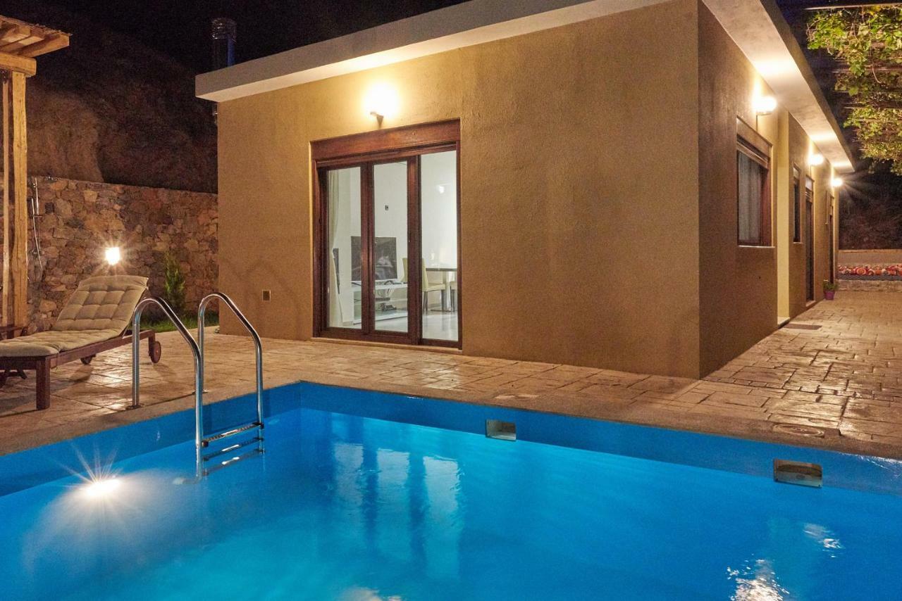Pura Vida Villa Rodakino Eksteriør billede